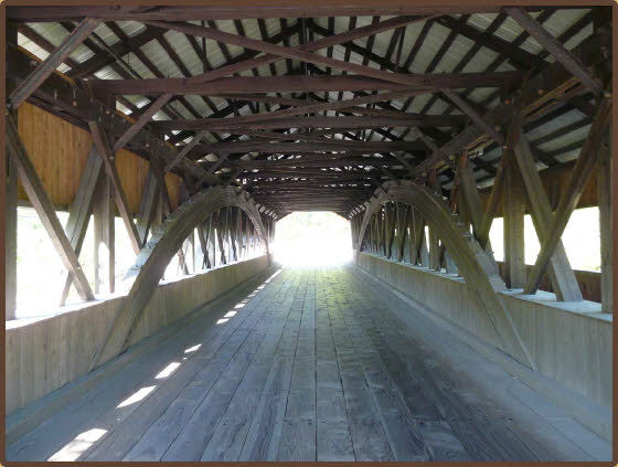 Covered Bridge bei Jackson