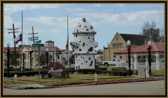 World´s Largest Working Fire Hydrant