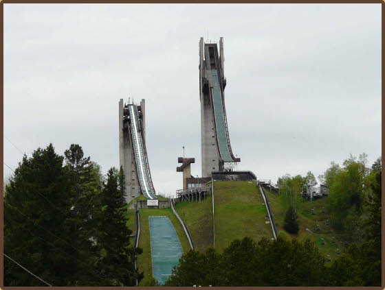 Sprungschanzen südlich von Lake Placid 