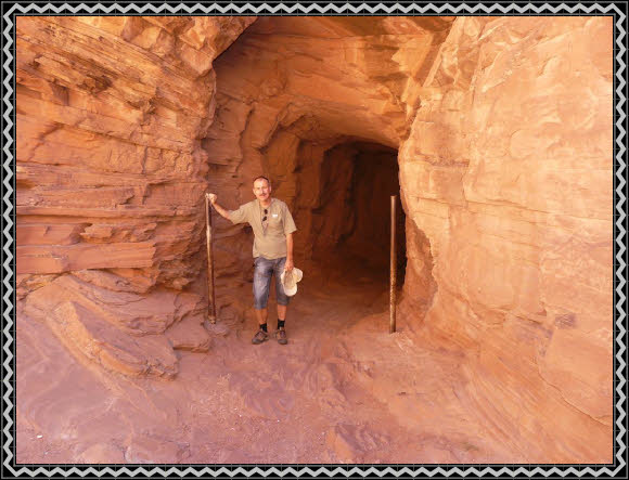 Tunnel am White House Trail